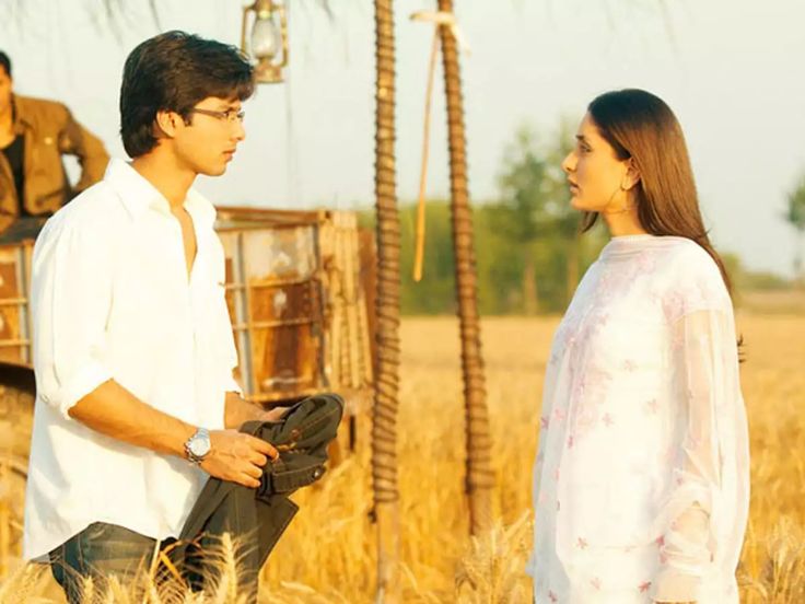 Top 5 Rom-Com Bollywood Films